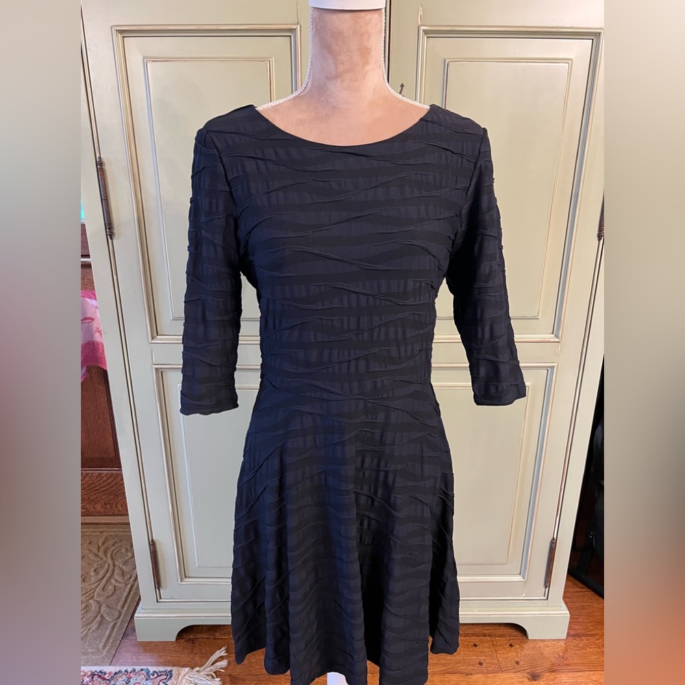 Donna Morgan, Navy, 3/4 sleeve dress.